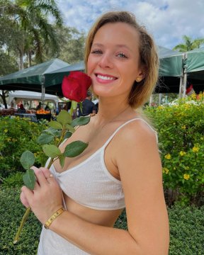 elynight da Barletta-Andria-Trani,Italia